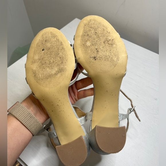 American Glamour/Badgley Mischka Silver Heels Sparkly Open Toe Sandal - Picture 11 of 11